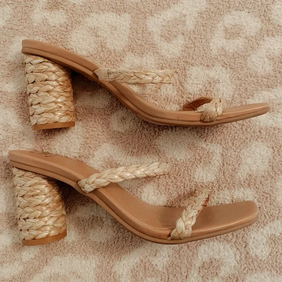 Espadrille kitten heels! - Picture 2 of 3